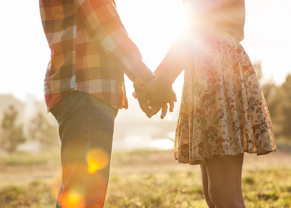 NaomiDate Internet Dating Site Review 2025: Pros & Cons, Prices, Security