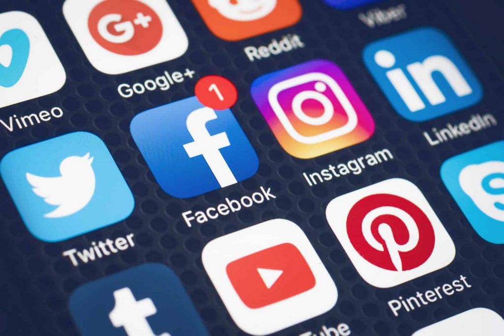 Social Media Tracker Keys: From Newbie to Pro in thirty days